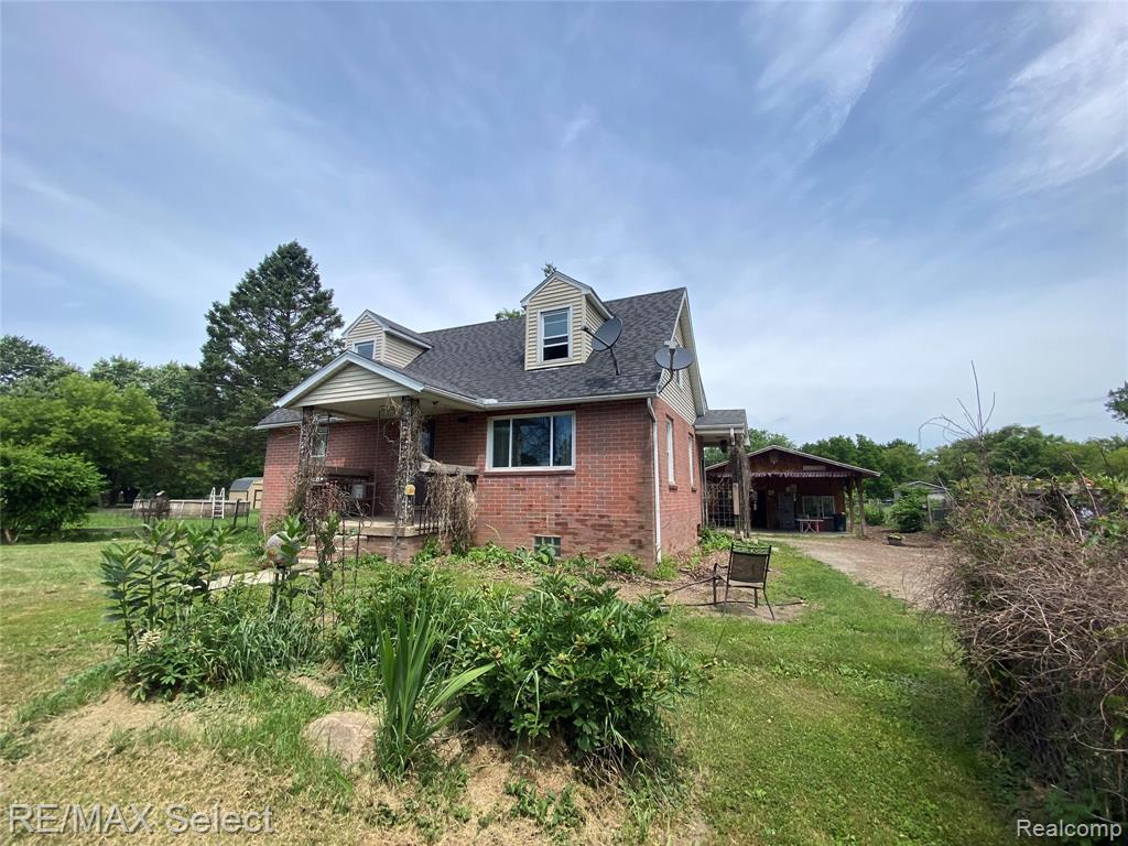 main property photo 4