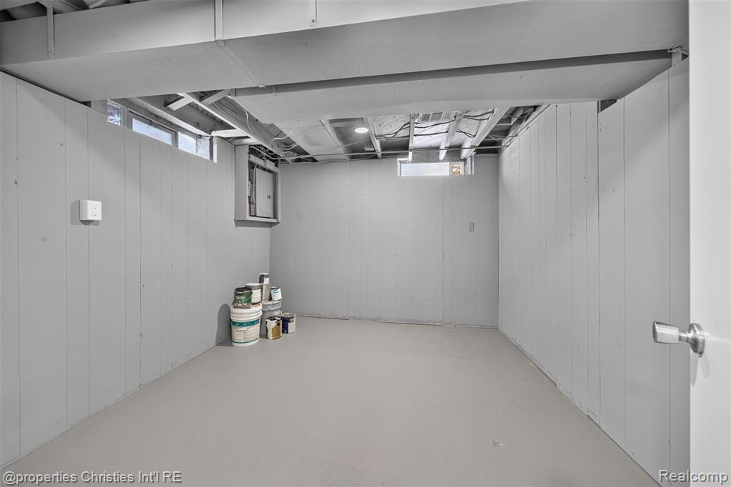 property viewer photo 26