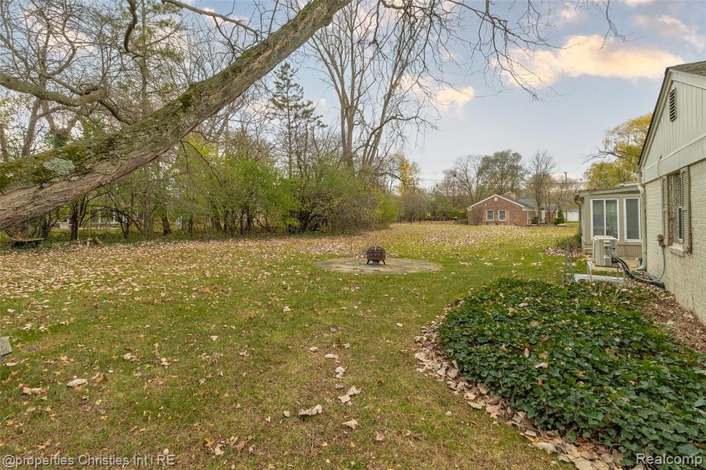 main property photo 26
