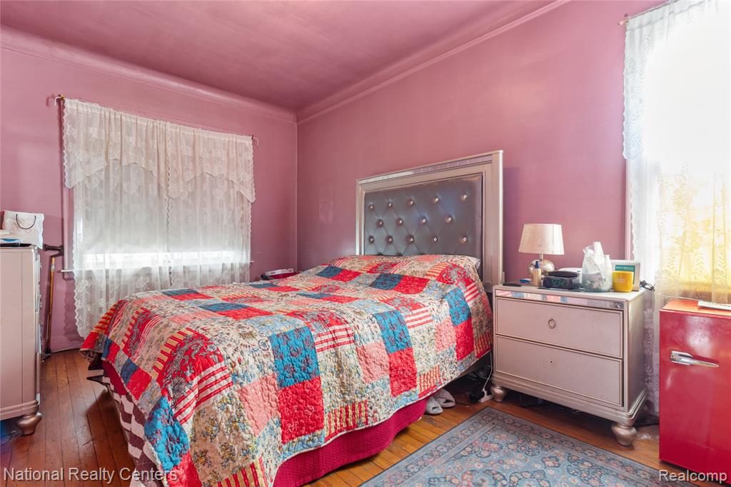 main property photo 21