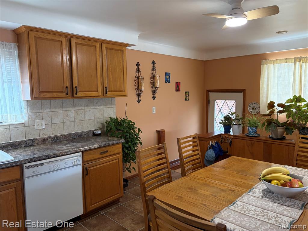 property viewer photo 8