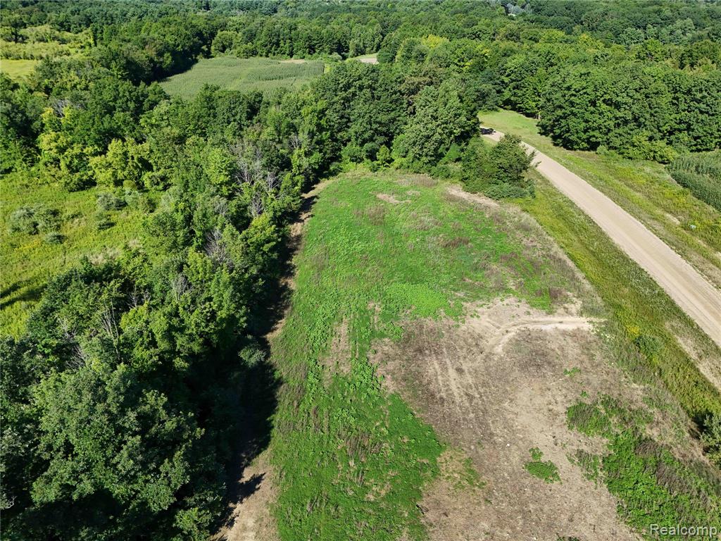 main property photo 7