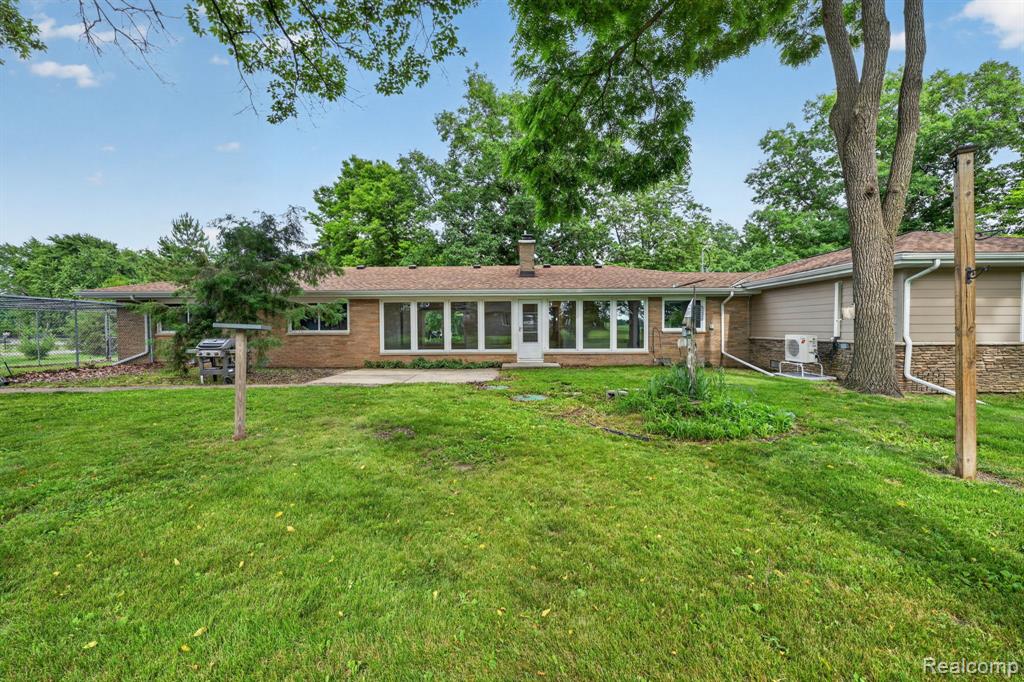 main property photo 47