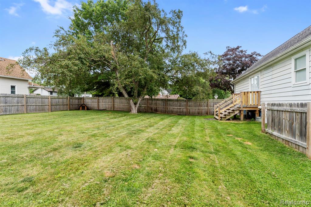 main property photo 22
