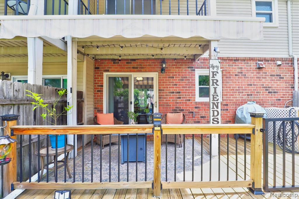 main property photo 40