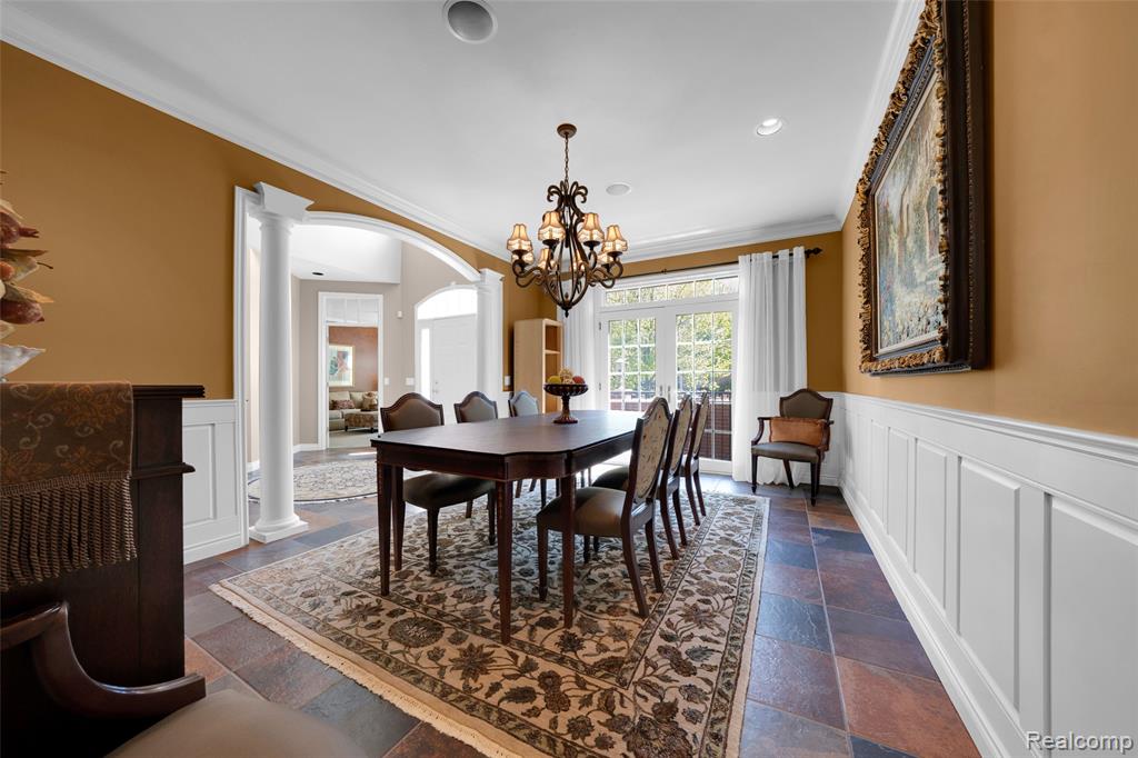 main property photo 12