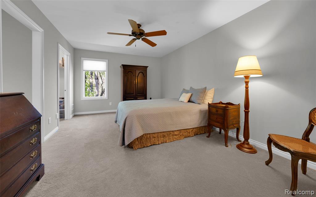 main property photo 50