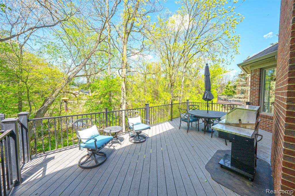 main property photo 69
