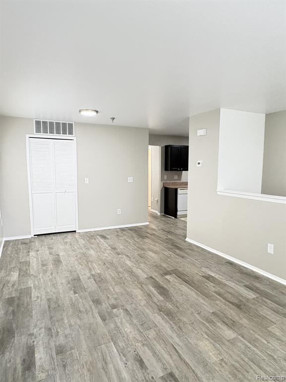 property viewer photo 5