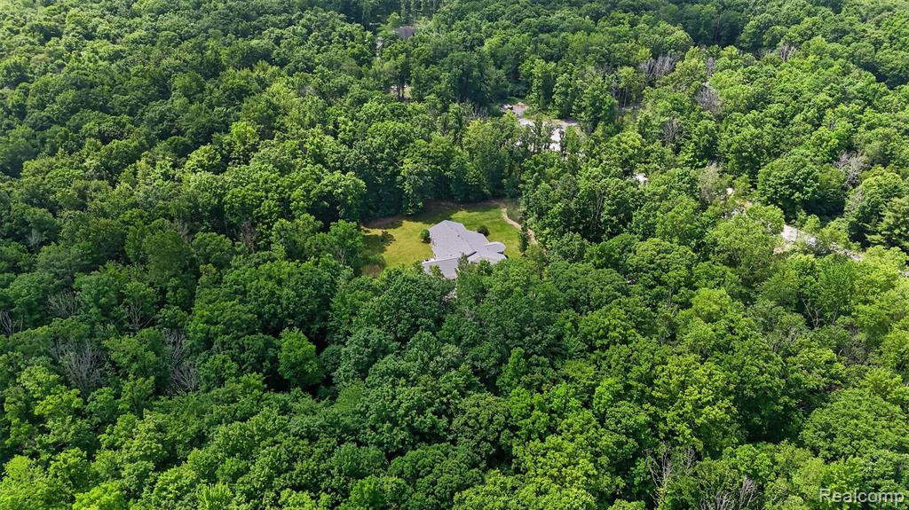 main property photo 49
