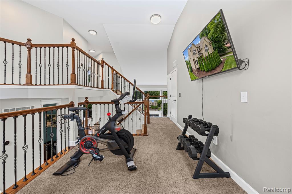 main property photo 24