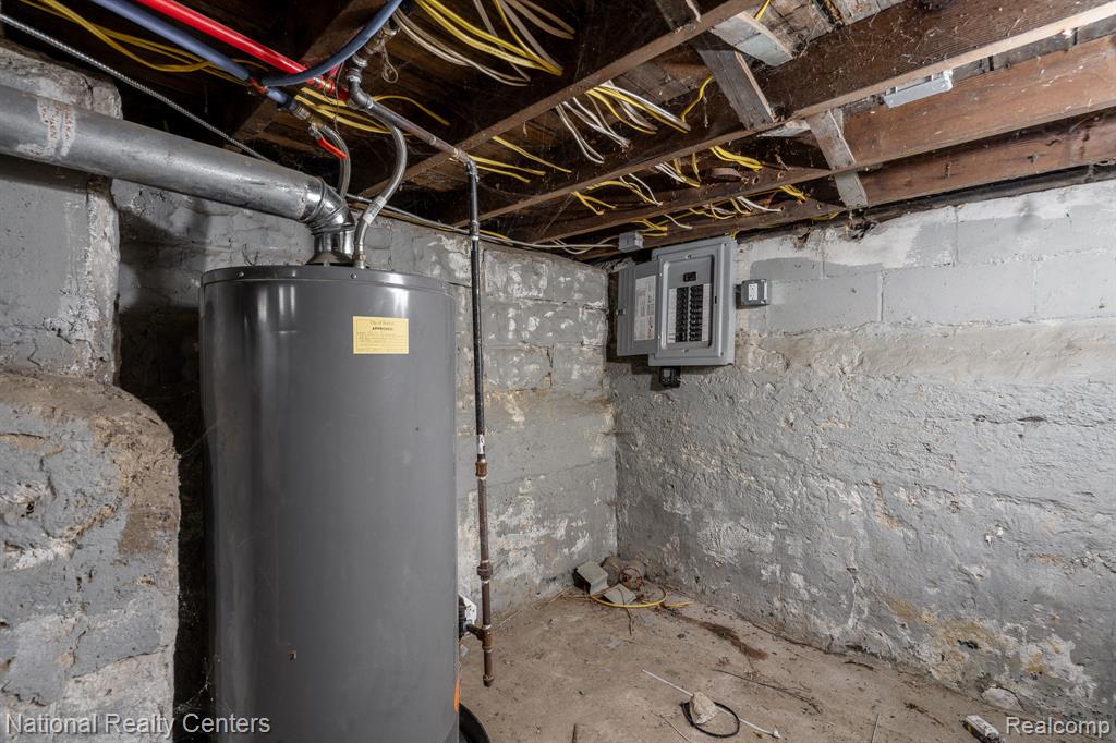 main property photo 29