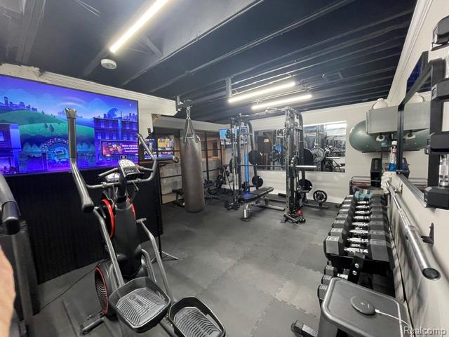 main property photo 81