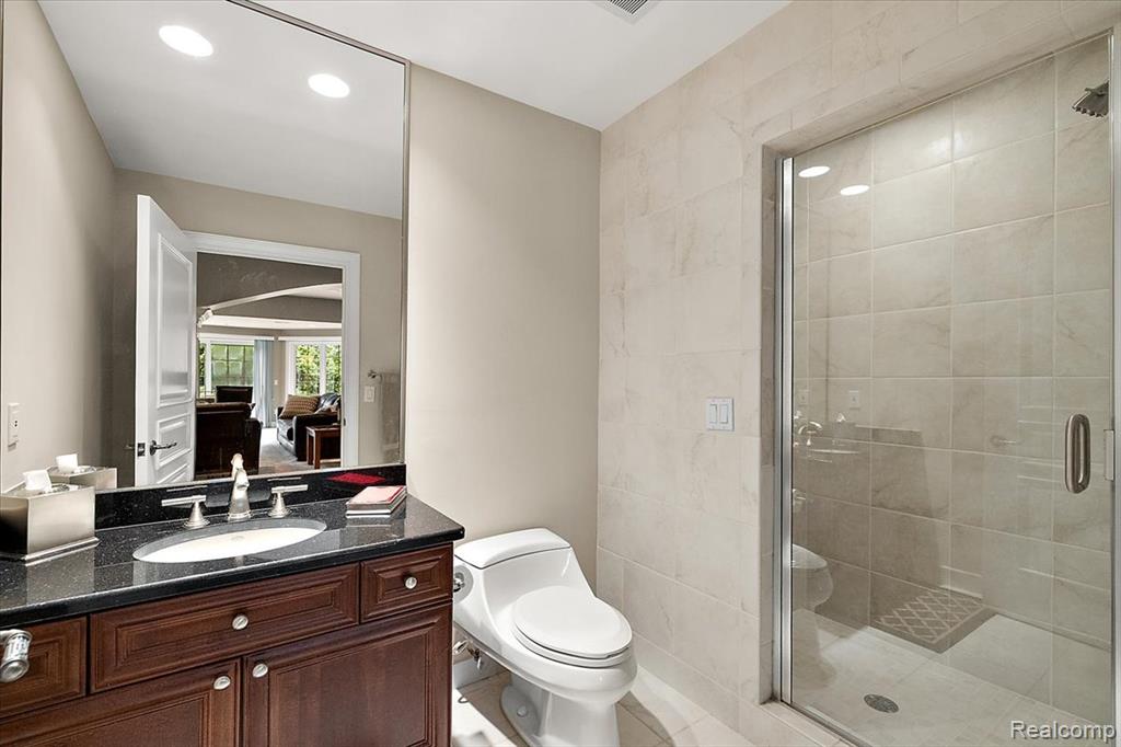 main property photo 61