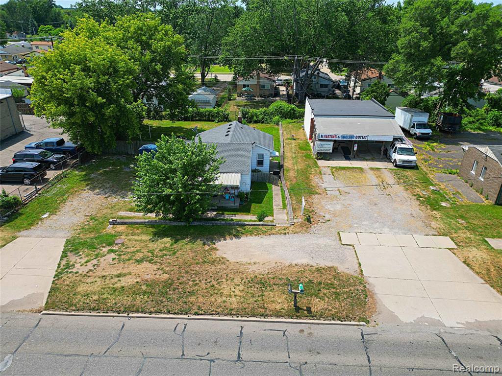 main property photo 3