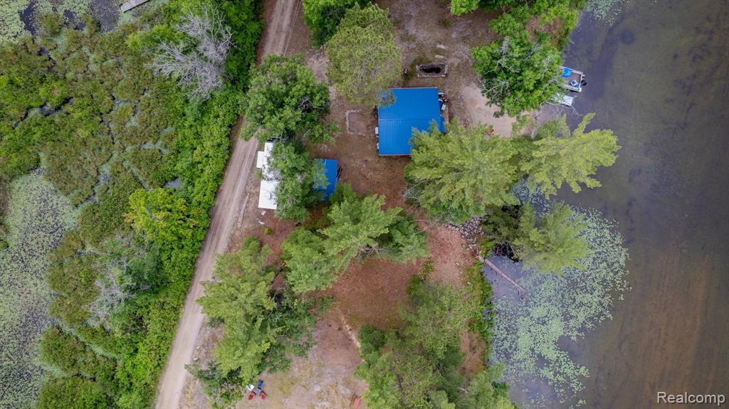 main property photo 30