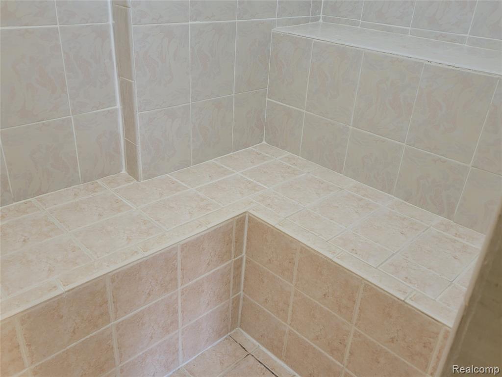 main property photo 73