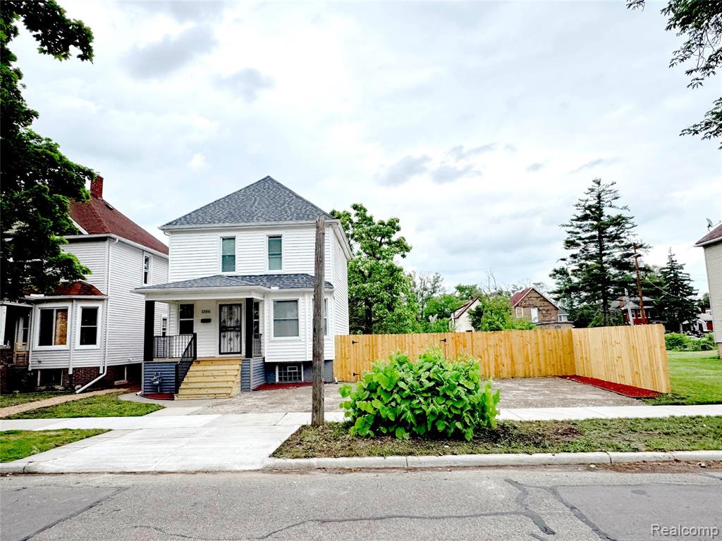 main property photo 2