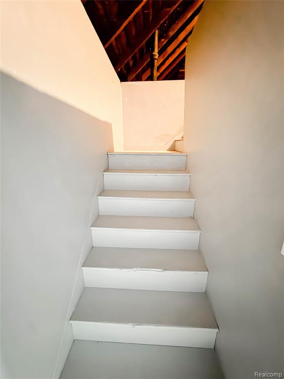 main property photo 59