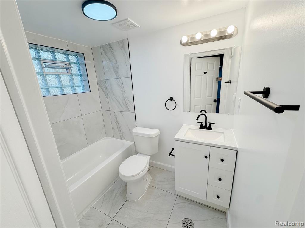 main property photo 63