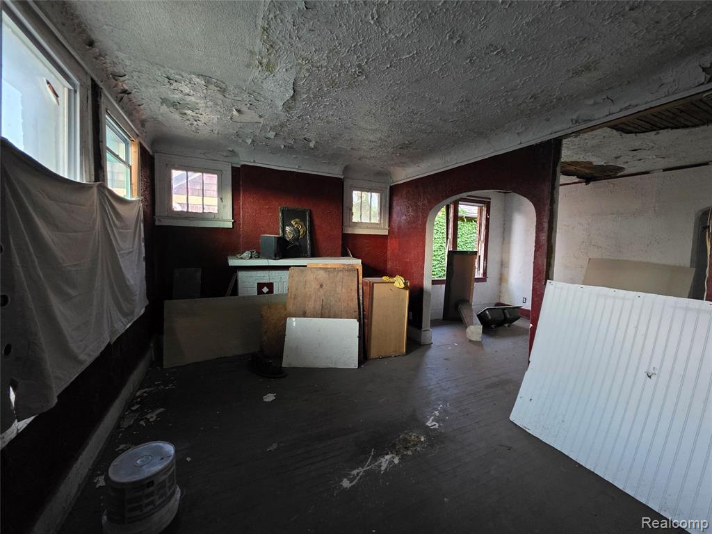 main property photo 18