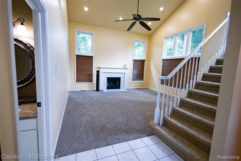 property viewer photo 12