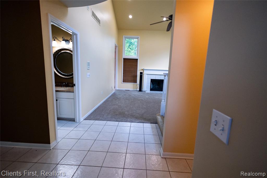 property viewer photo 13