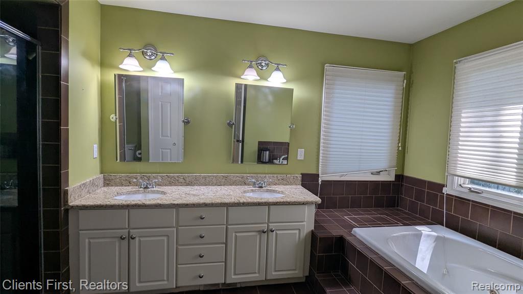 property viewer photo 55