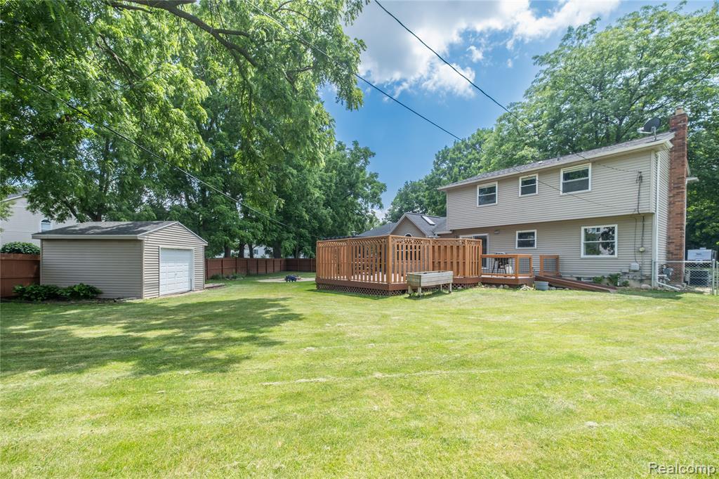 main property photo 7