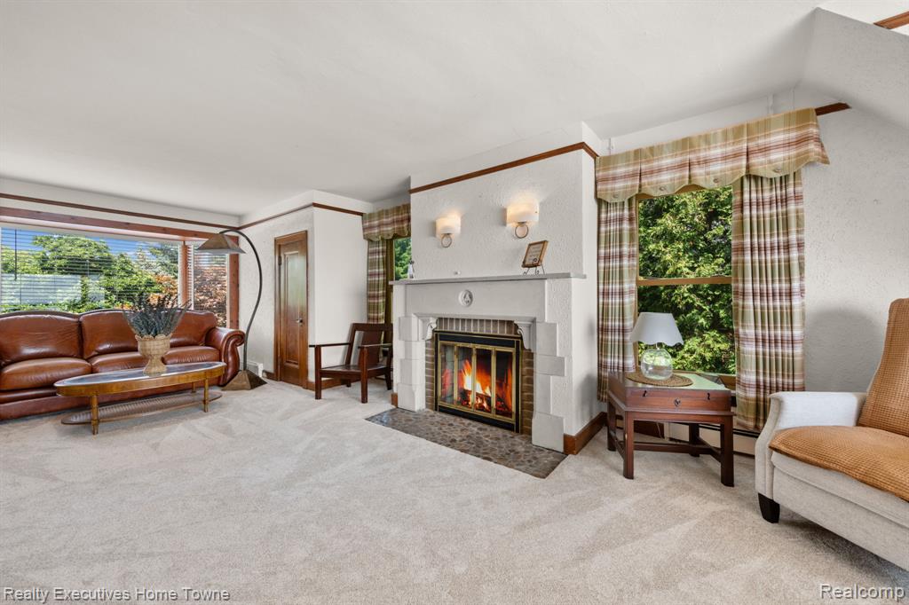 main property photo 68