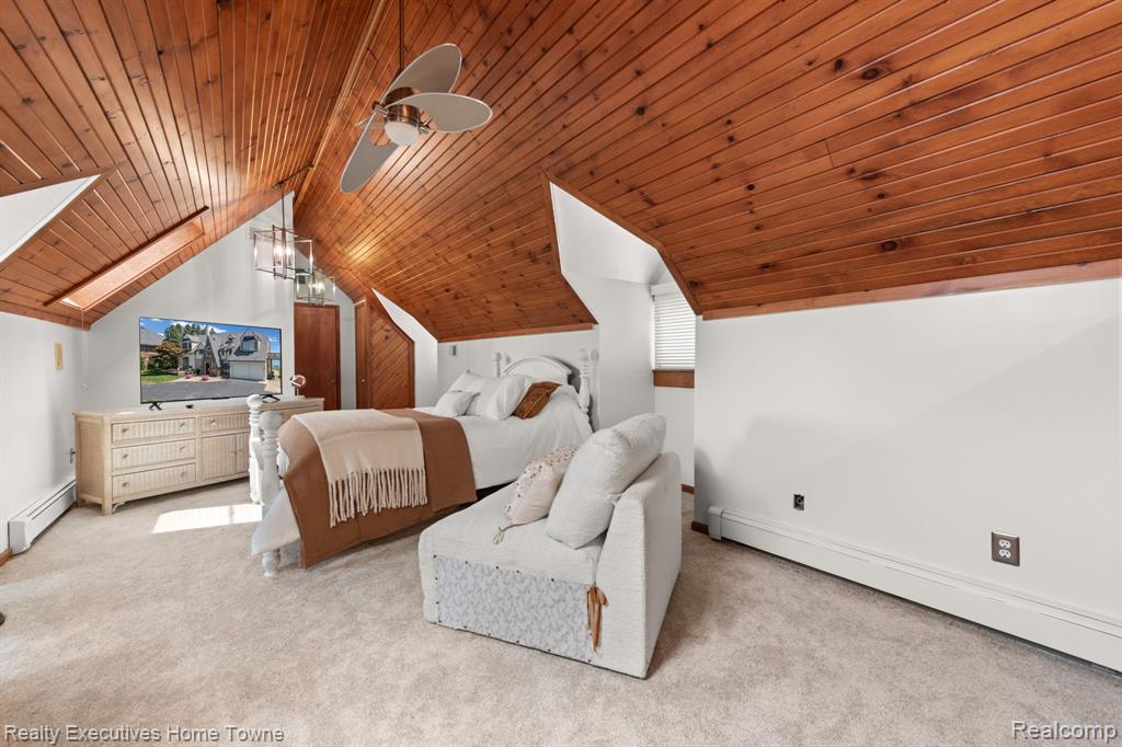 main property photo 70