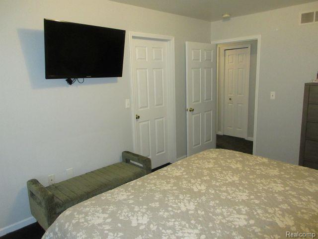 property viewer photo 35