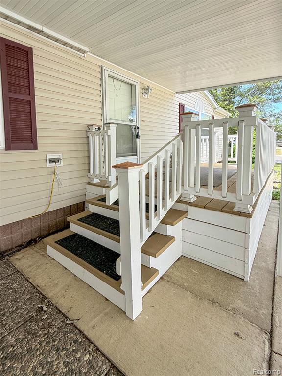 main property photo 29