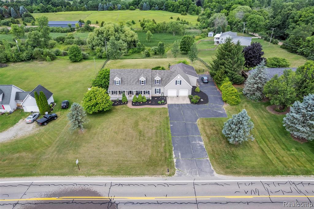 main property photo 89