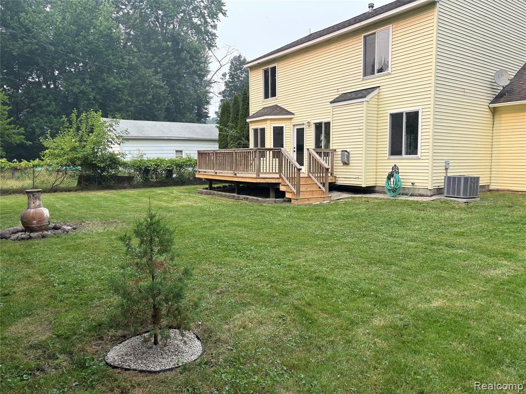 main property photo 17
