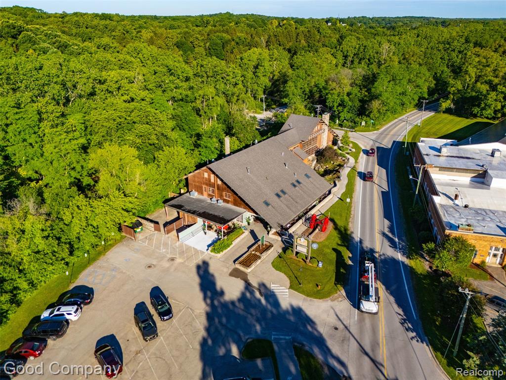 main property photo 20