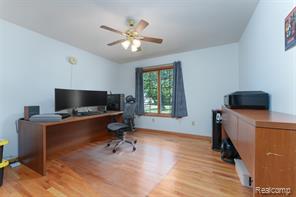 main property photo 24