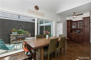 property viewer photo 10
