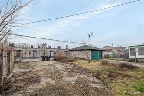 main property photo 32