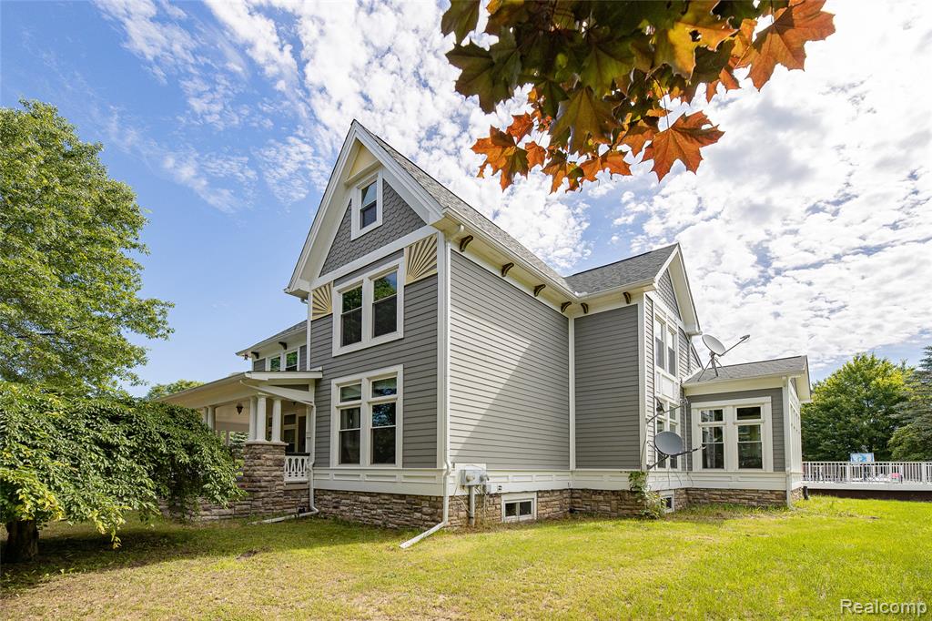 main property photo 3