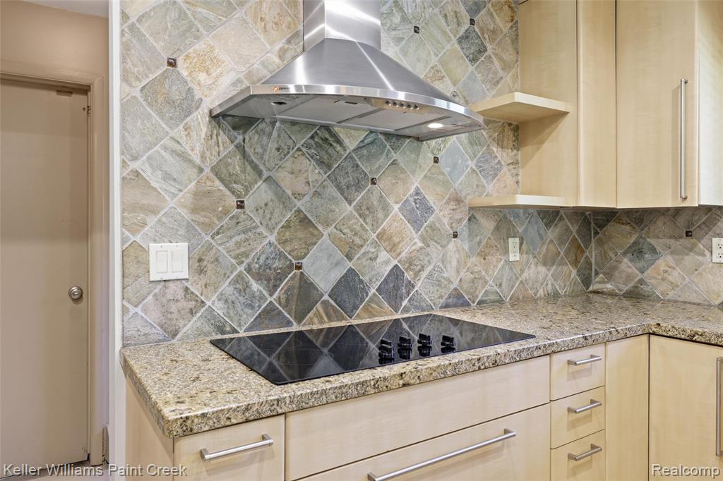 property viewer photo 15