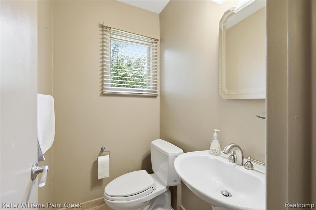 property viewer photo 19