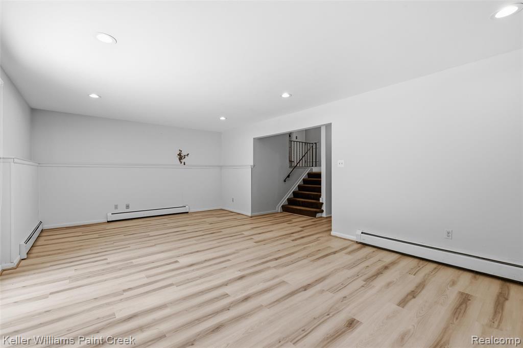 property viewer photo 31