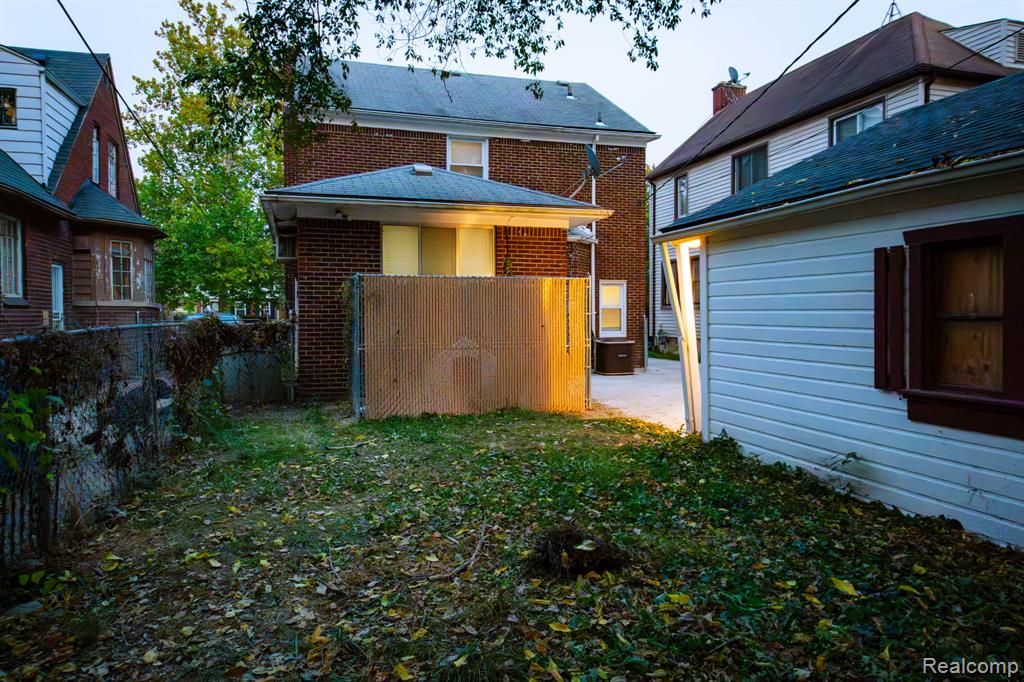 main property photo 17