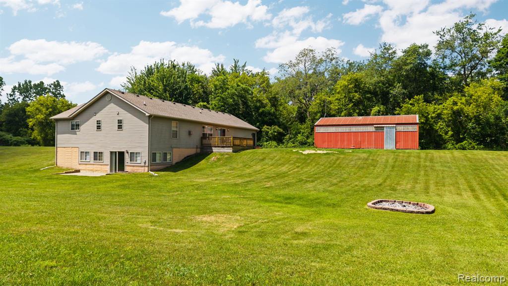 main property photo 15
