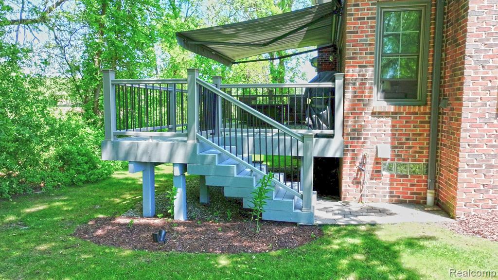 main property photo 50