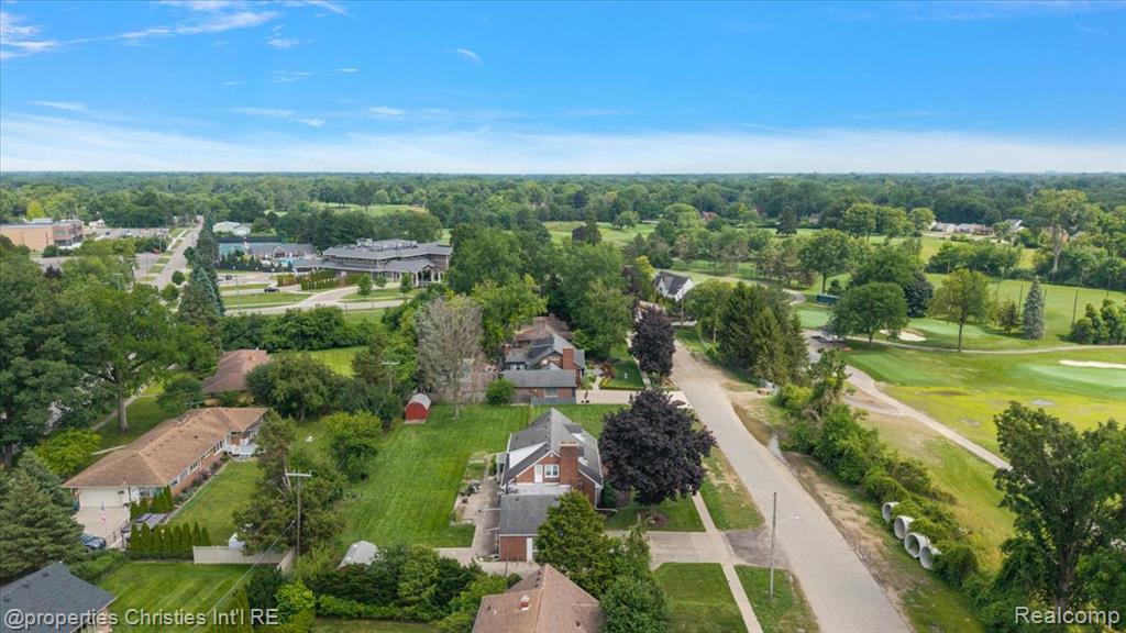 main property photo 13