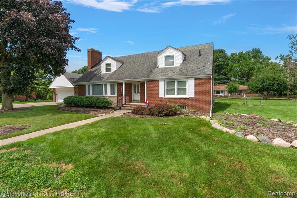 main property photo 2