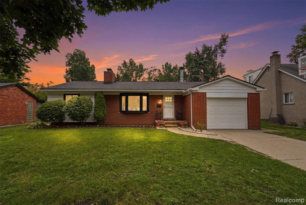main property photo 26