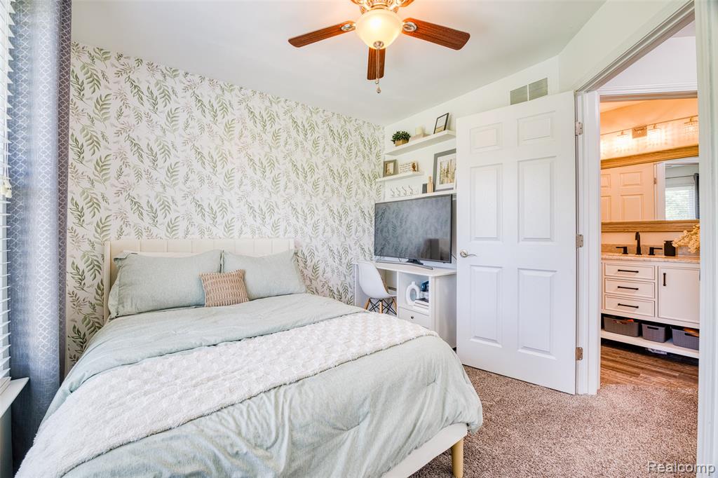 property viewer photo 31